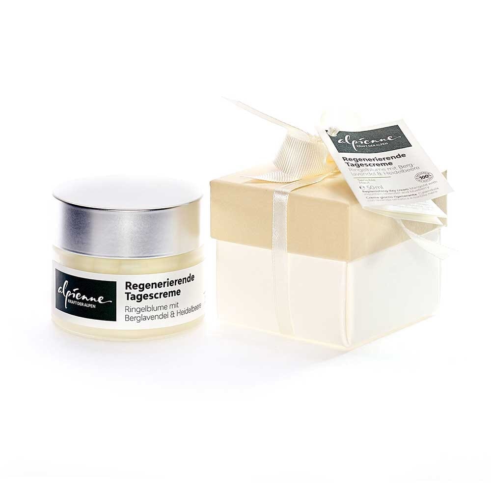 Regenerierende Tagescreme Ringelblume mit Berglavendel & Heidelbeere